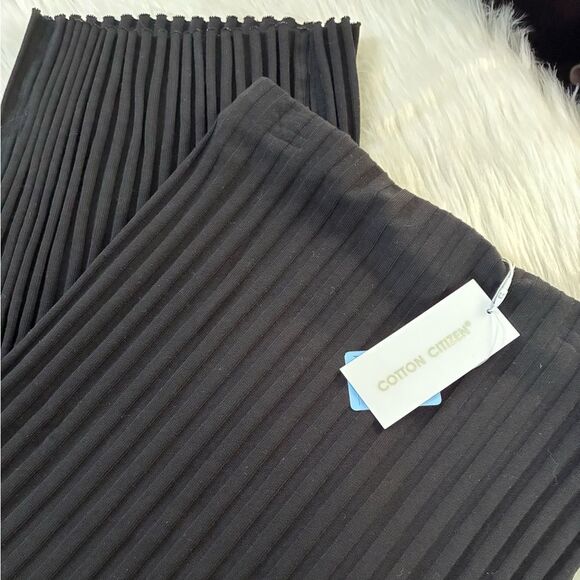 NWT Cotton Citizen Capri Cut Out Midi Skirt in Jet Black - Picture 8 of 8